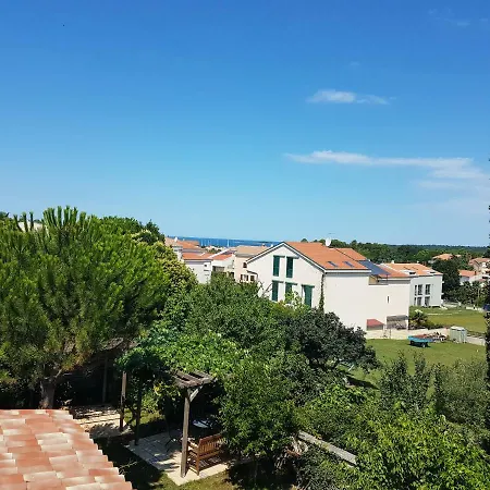 Apartmani Ivkovic Funtana Exterior photo