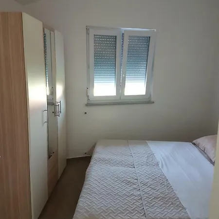 Apartmani Ivkovic Funtana Exterior photo